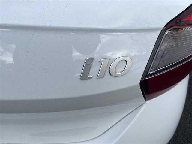 Hyundai I10 1.2 Premium Hatchback 5dr Petrol Auto Euro 6 (s/s) (84 ps) White