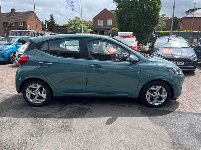 Hyundai I10 1.0 SE Connect Hatchback 5dr Petrol Auto Euro 6 (s/s) (67 ps) Green