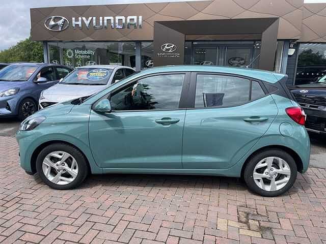 Hyundai I10 1.0 SE Connect Hatchback 5dr Petrol Auto Euro 6 (s/s) (67 ps) Green