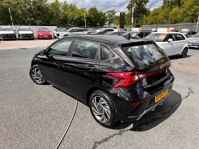Hyundai I20 1.0 T-GDi Advance Hatchback 5dr Petrol DCT Euro 6 (s/s) (100 ps) Black