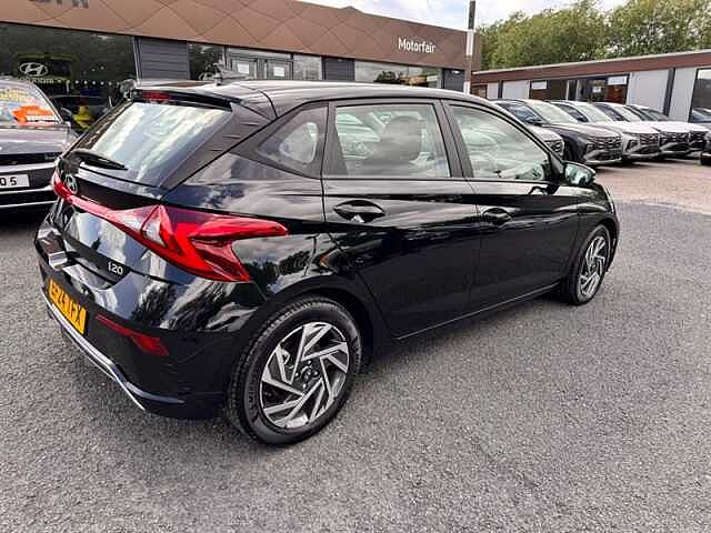 Hyundai I20 1.0 T-GDi Advance Hatchback 5dr Petrol DCT Euro 6 (s/s) (100 ps) Black