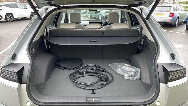 Hyundai IONIQ 5 84kWh Ultimate Hatchback 5dr Electric Auto AWD (325 ps) Gravity gold