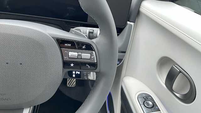 Hyundai IONIQ 5 84kWh Ultimate Hatchback 5dr Electric Auto AWD (325 ps) Gravity gold