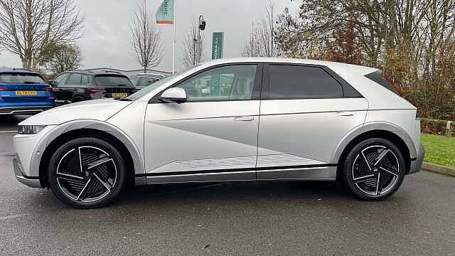 Hyundai IONIQ 5 84kWh Ultimate Hatchback 5dr Electric Auto AWD (325 ps) Gravity gold