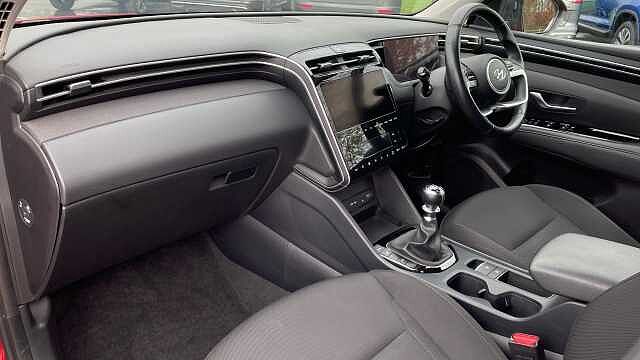 Hyundai TUCSON 1.6 T-GDi Premium SUV 5dr Petrol Manual Euro 6 (s/s) (150 ps) Red