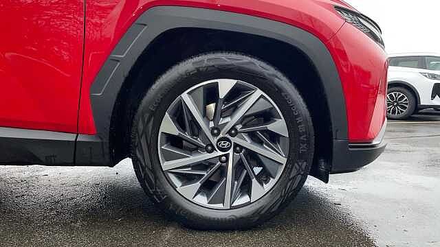 Hyundai TUCSON 1.6 T-GDi Premium SUV 5dr Petrol Manual Euro 6 (s/s) (150 ps) Red
