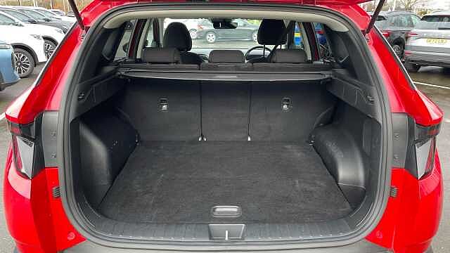 Hyundai TUCSON 1.6 T-GDi Premium SUV 5dr Petrol Manual Euro 6 (s/s) (150 ps) Red