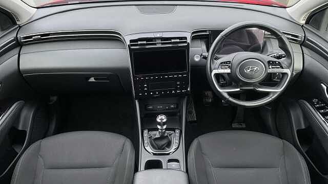 Hyundai TUCSON 1.6 T-GDi Premium SUV 5dr Petrol Manual Euro 6 (s/s) (150 ps) Red