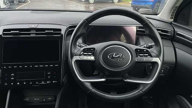 Hyundai TUCSON 1.6 T-GDi Premium SUV 5dr Petrol Manual Euro 6 (s/s) (150 ps) Red