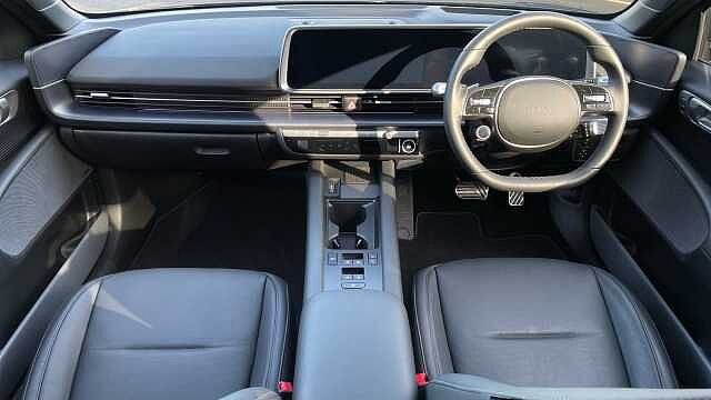 Hyundai IONIQ 6 77.4kWh Ultimate Saloon 4dr Electric Auto AWD (325 ps) Blue