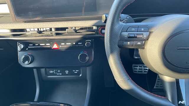 Hyundai TUCSON 1.6 T-GDi 13.8kWh N Line S SUV 5dr Petrol Plug-in Hybrid Auto Euro 6 (s/s) (253 White