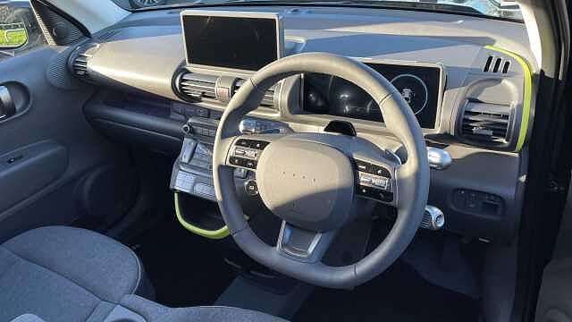 Hyundai INSTER Long Range 49kWh Cross SUV 5dr Electric Auto (115 ps) Abyss Black