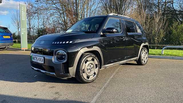 Hyundai INSTER Long Range 49kWh Cross SUV 5dr Electric Auto (115 ps) Abyss Black