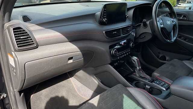 Hyundai TUCSON 1.6 CRDi MHEV N Line SUV 5dr Diesel Hybrid DCT Euro 6 (s/s) (136 ps) Black