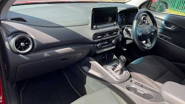 Hyundai KONA 1.0 T-GDi MHEV Premium SUV 5dr Petrol Hybrid Manual Euro 6 (s/s) (120 ps) Red