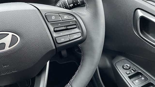 Hyundai I10 1.0 Advance Hatchback 5dr Petrol Auto Euro 6 (s/s) (63 ps) VIBRANT BLUE