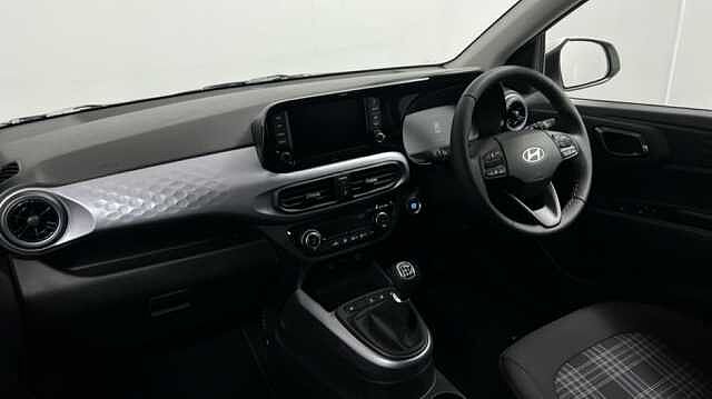 Hyundai I10 1.0 Advance Hatchback 5dr Petrol Manual Euro 6 (s/s) (63 ps) ATLAS WHITE