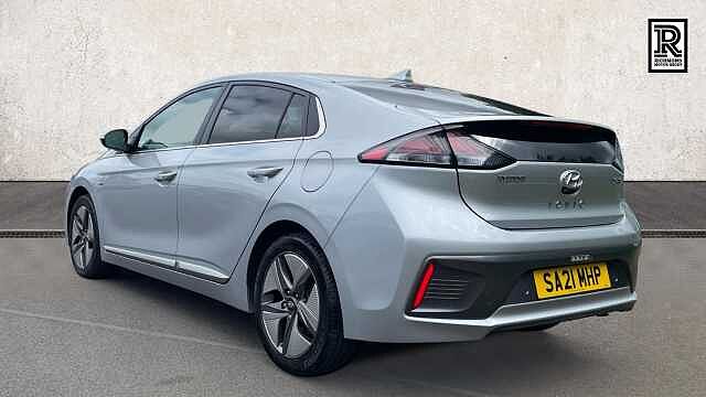 Hyundai IONIQ 1.6 h-GDi Premium SE Hatchback 5dr Petrol Hybrid DCT Euro 6 (s/s) (141 ps) Silver