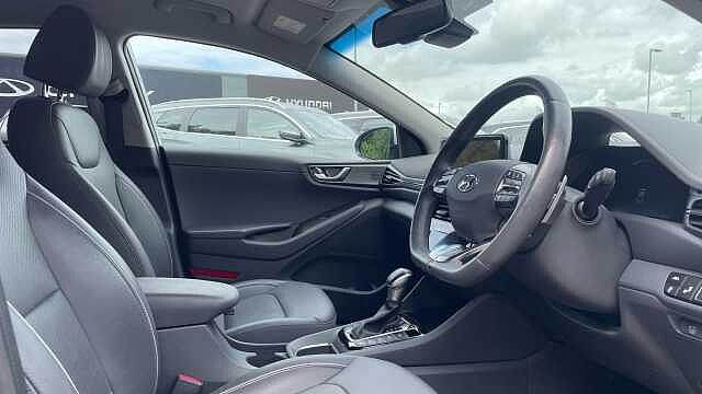 Hyundai IONIQ 1.6 h-GDi Premium SE Hatchback 5dr Petrol Hybrid DCT Euro 6 (s/s) (141 ps) Silver