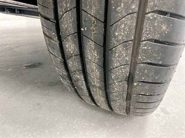 Hyundai INSTER 85kW 02 49kWh 5dr Auto