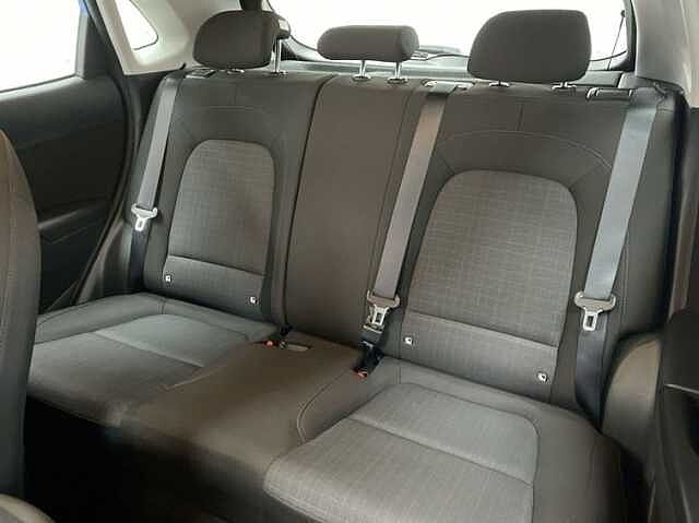 Hyundai KONA 1.6 GDi Hybrid Premium 5dr DCT BLUE