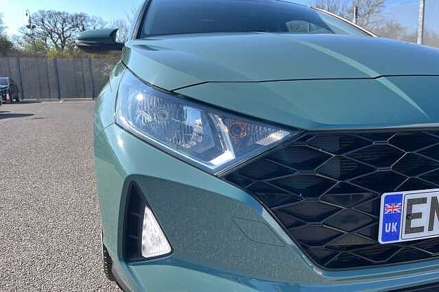 Hyundai I20 1.0 T Gdi Mhev Se Connect Hatchback 5dr Petrol Hybrid Dct Euro 6 (s/s) (100 Ps) Mangrove Green