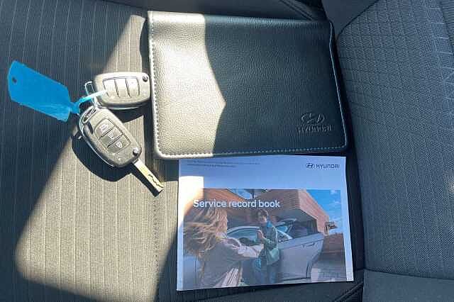 Hyundai I20 1.0 T Gdi Mhev Se Connect Hatchback 5dr Petrol Hybrid Dct Euro 6 (s/s) (100 Ps) Mangrove Green