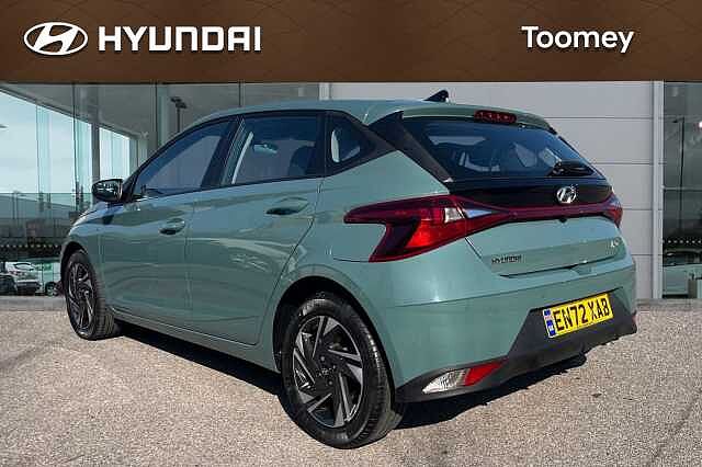 Hyundai I20 1.0 T Gdi Mhev Se Connect Hatchback 5dr Petrol Hybrid Dct Euro 6 (s/s) (100 Ps) Mangrove Green