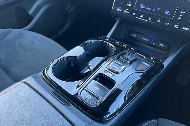 Hyundai TUCSON 1.6 H T Gdi N Line Suv 5dr Petrol Hybrid Auto Euro 6 (s/s) (230 Ps) Atlas White