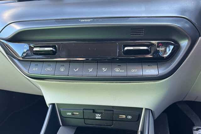 Hyundai BAYON 1.0 T Gdi Mhev Ultimate Suv 5dr Petrol Hybrid Manual Euro 6 (s/s) (100 Ps) Aqua Turquoise/Black Roof