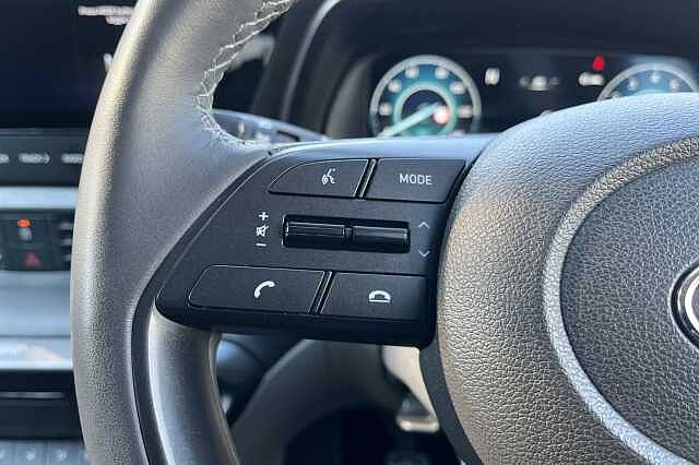 Hyundai BAYON 1.0 T Gdi Mhev Ultimate Suv 5dr Petrol Hybrid Manual Euro 6 (s/s) (100 Ps) Aqua Turquoise/Black Roof