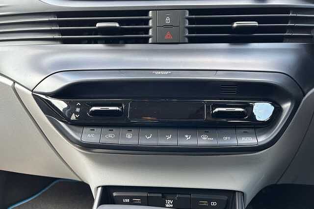 Hyundai BAYON 1.0 T Gdi Mhev Ultimate Suv 5dr Petrol Hybrid Dct Euro 6 (s/s) (100 Ps) Green