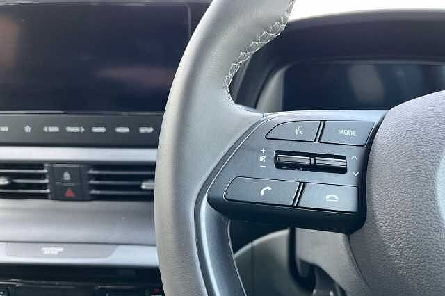 Hyundai BAYON 1.0 T Gdi Mhev Ultimate Suv 5dr Petrol Hybrid Dct Euro 6 (s/s) (100 Ps) Green
