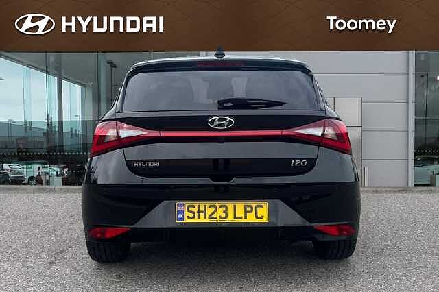 Hyundai I20 1.0 T Gdi Mhev Premium Hatchback 5dr Petrol Hybrid Dct Euro 6 (s/s) (100 Ps) Black