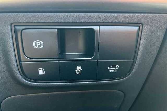 Hyundai TUCSON 1.6T PLUG-IN HYBRID ULTIMATE 5DR 4WD AUTO SHIMMERING SILVER