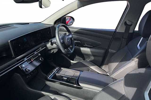 Hyundai TUCSON 1.6T PLUG-IN HYBRID ULTIMATE 5DR 4WD AUTO SHIMMERING SILVER