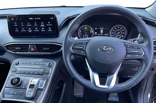 Hyundai SANTA FE 1.6 TGDI HYBRID PREMIUM 5DR AUTO ABYSS BLACK