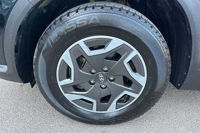 Hyundai SANTA FE 1.6 TGDI HYBRID PREMIUM 5DR AUTO ABYSS BLACK