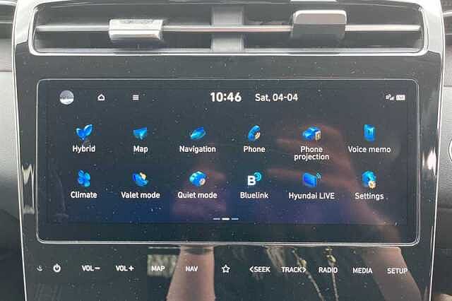 Hyundai TUCSON 1.6 TGDI HYBRID 230 PREMIUM 5DR 2WD AUTO SHIMMERING SILVER