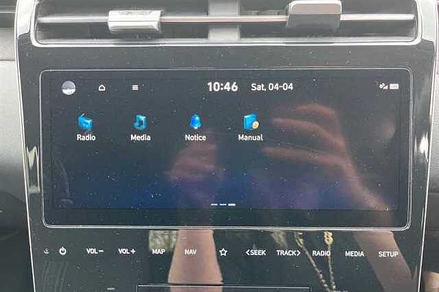 Hyundai TUCSON 1.6 TGDI HYBRID 230 PREMIUM 5DR 2WD AUTO SHIMMERING SILVER