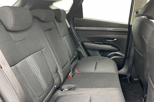 Hyundai TUCSON 1.6 TGDI HYBRID 230 PREMIUM 5DR 2WD AUTO SHIMMERING SILVER