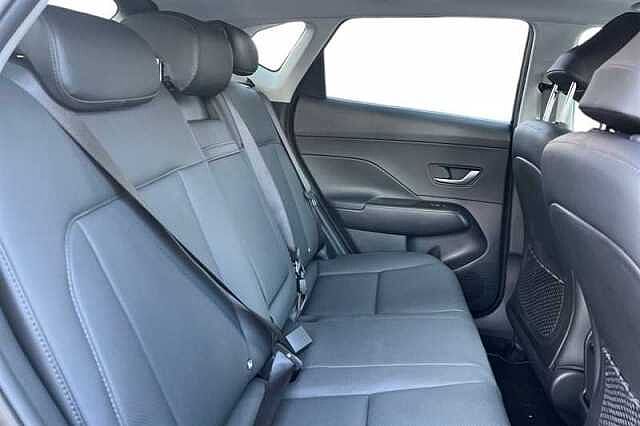 Hyundai KONA 1.6 HYBRID 129 ULTIMATE 5DR DCT ABYSS BLACK