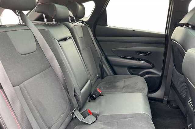 Hyundai TUCSON 1.6T PLUG-IN HYBRID N LINE S 5DR AUTO ATLAS WHITE