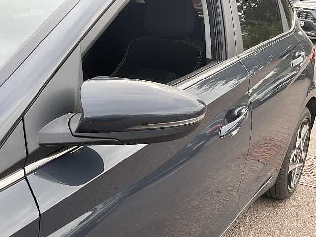 Hyundai i20 1.0T GDi Premium 5dr DCT