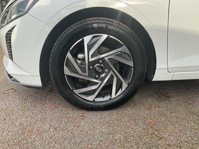 Hyundai i20 1.0T GDi Advance 5dr