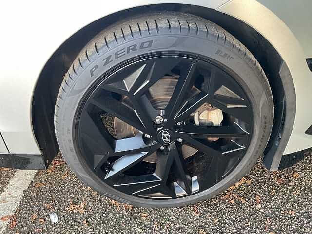 Hyundai Ioniq 6 239kW First Edition 77kWh 4dr AWD Auto