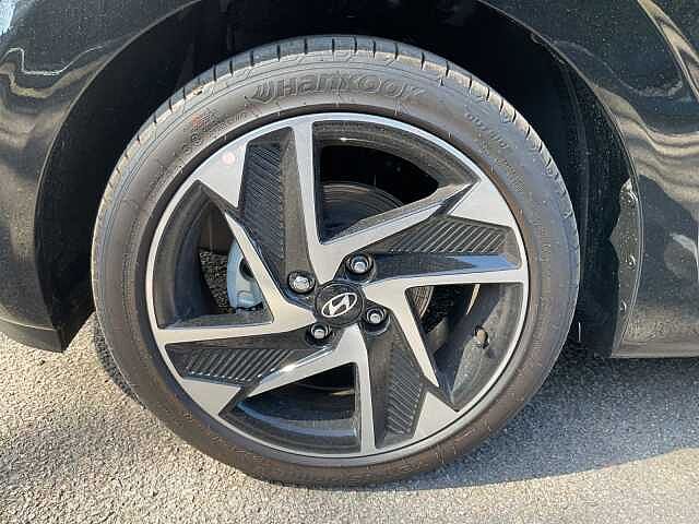 Hyundai i10 1.2 [79] Premium 5dr [Nav]