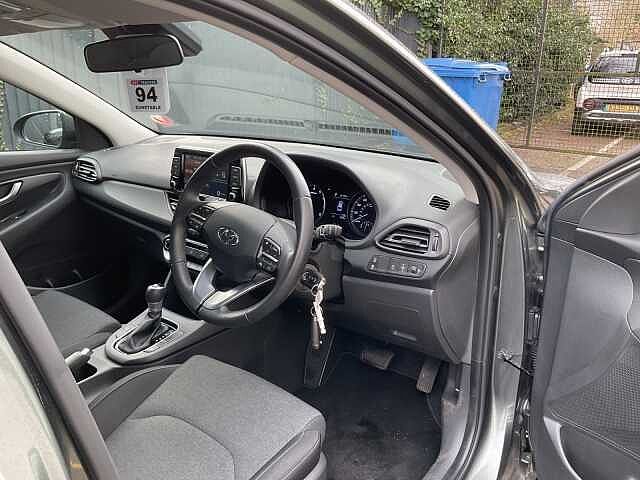Hyundai i30 1.0T GDi SE Connect 5dr DCT