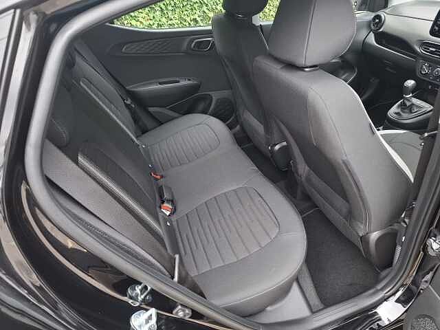 Hyundai I10 1.0 [63] Advance 5dr [Nav] Phantom Black