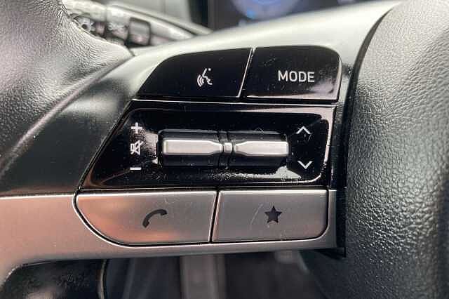 Hyundai TUCSON 1.6 TGDi 48V MHD Premium 5dr 2WD DCT
